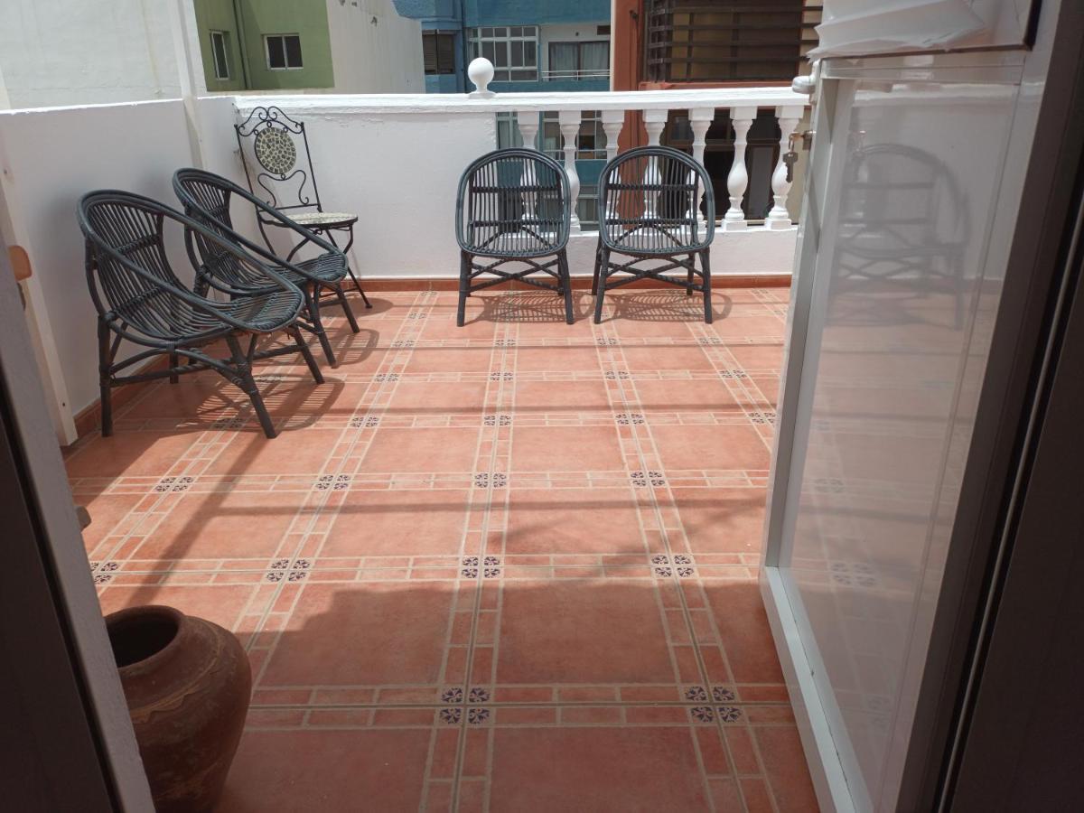 Apartamentos As De Guia, Playa De Las Canteras Лас-Пальмас-де-Гран-Канария Экстерьер фото